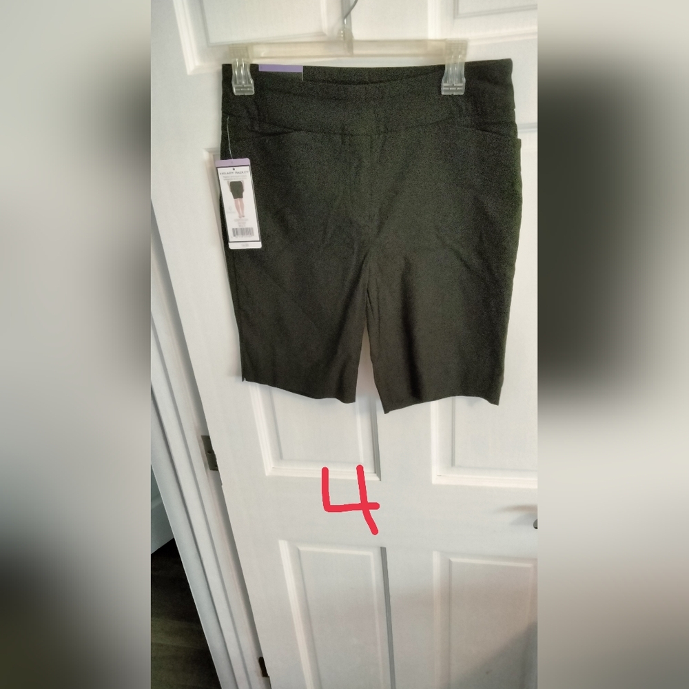 Hilary Radley Women's Olive Shorts